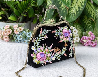 Kiss Lock Handbag | Luxurious Black Velvet Bag | Unique Ribbon