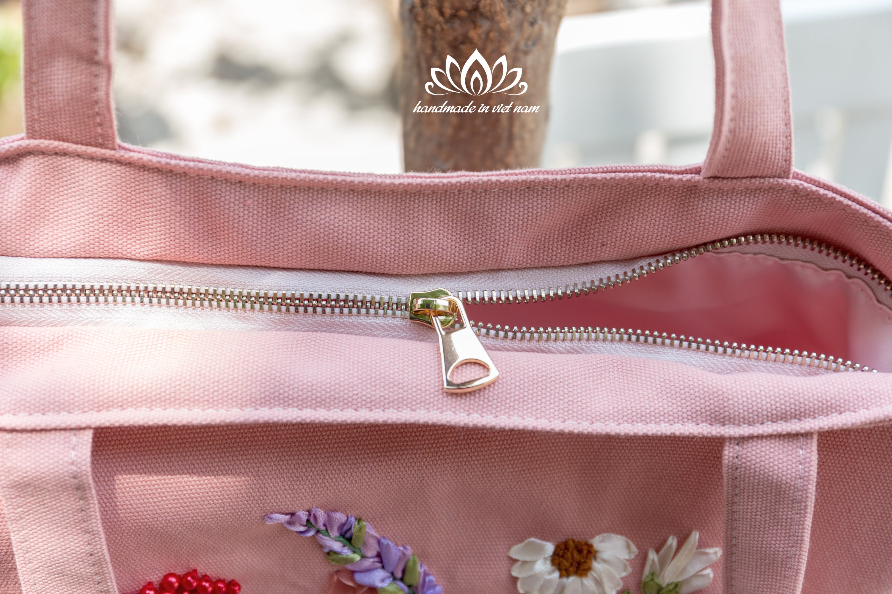 【BAON】Mintico Embo Embroidery Tote Bag Amazon.com: Jasmine Flower Embroidery Art Print Tote Bag