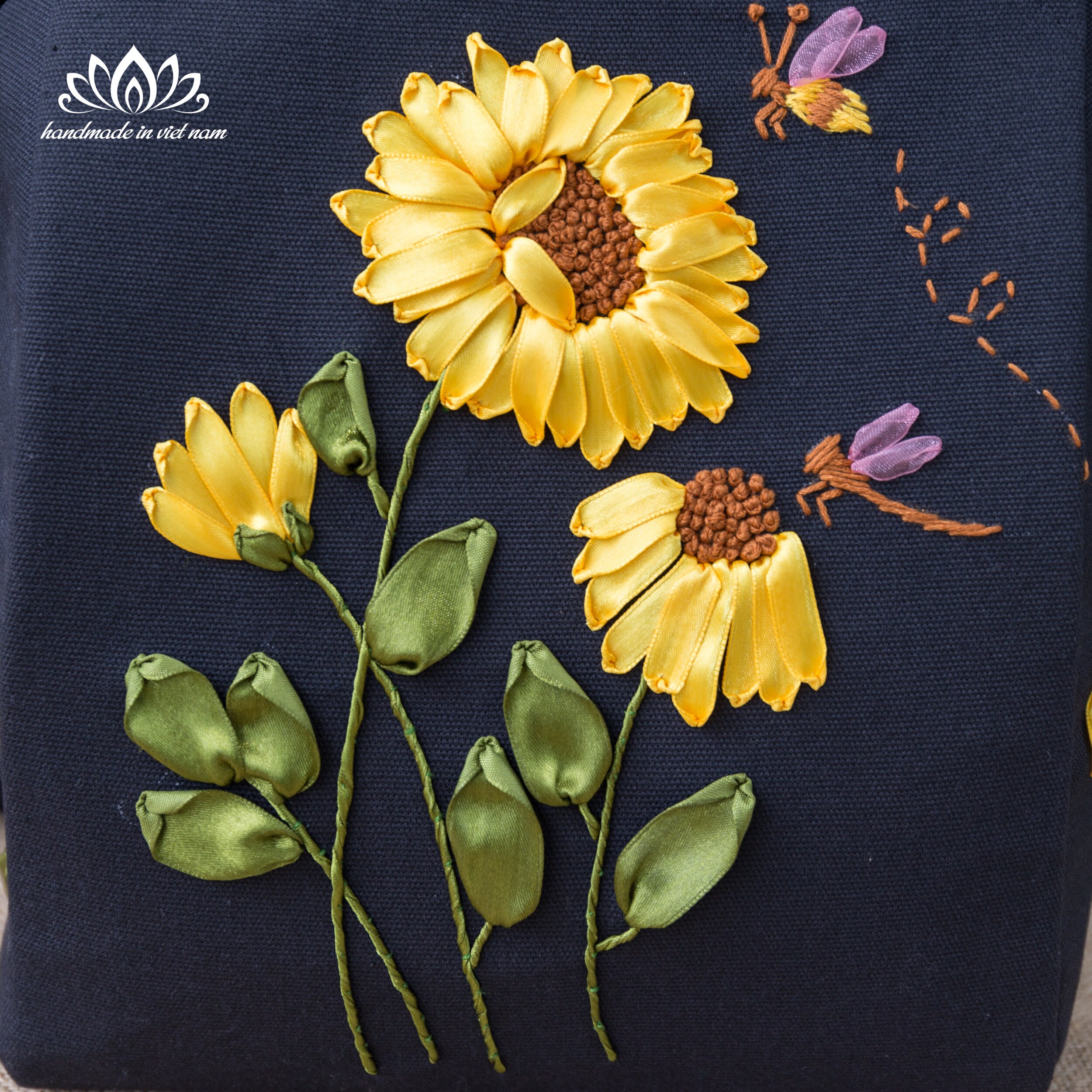 Embroidered Sunflower Backpack, Handmade Sewing Backpack  display picture 2