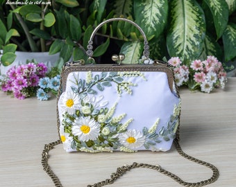 Kiss-Lock-Handtasche | Handtasche mit Schultergurt | Einzigartige Bändchenstickerei