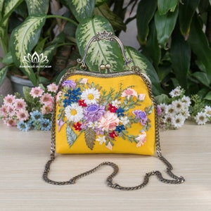 Bestickte Handtasche, Einzigartige Bändchenstickerei Kunst