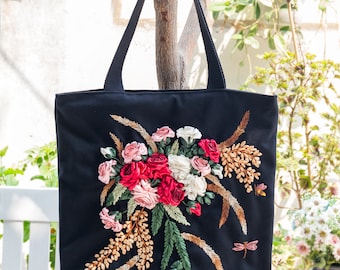ずっきー様❣️ハンドメイド＊ドールパネル付ビック肩掛けトートバック２個 ずっきー様❣️ハンドメイド＊ドールパネル付ビック肩掛けトート