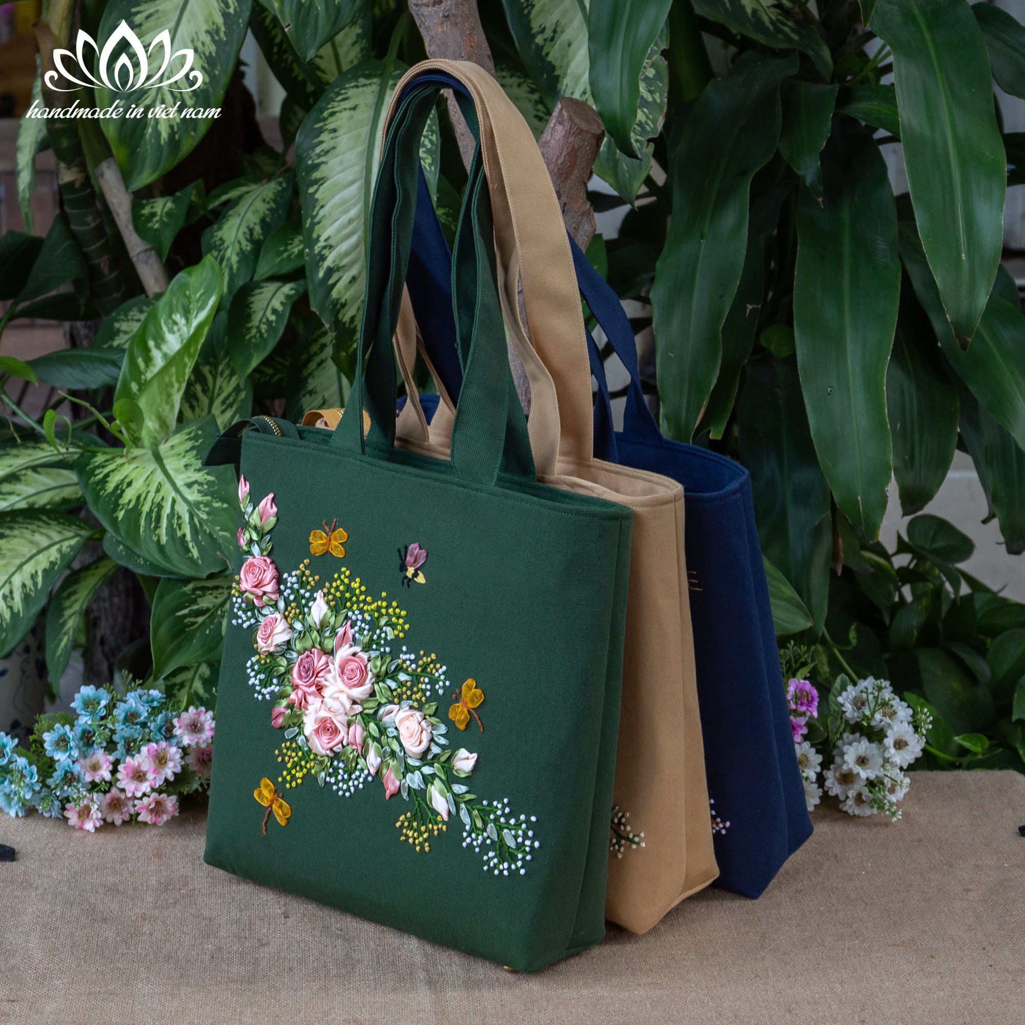 Tote Bag With Zipper | Rose Ribbon Embroidery | Handmade