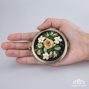 Hand embroidered pocket mirror, Makeup Mirror, Gift for her, Bridesmaid gift