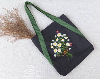 Handbroderad blommig tygväska, canvasväska med dragkedja, bandbroderad present till henne
