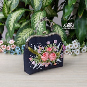 Bestickte Handtasche, Einzigartige Bändchenstickerei Kunst