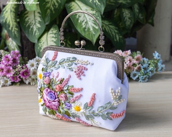 お花柄チェーンバック 花柄刺繍ハンドバッグ、チェーン付きキスロックバッグ - Etsy 日本