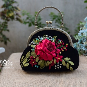 Clasp purse for women | Embroidered rose with ribbon | Kiss lock purse