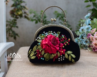 Clasp purse for women | Embroidered rose with ribbon | Kiss lock purse