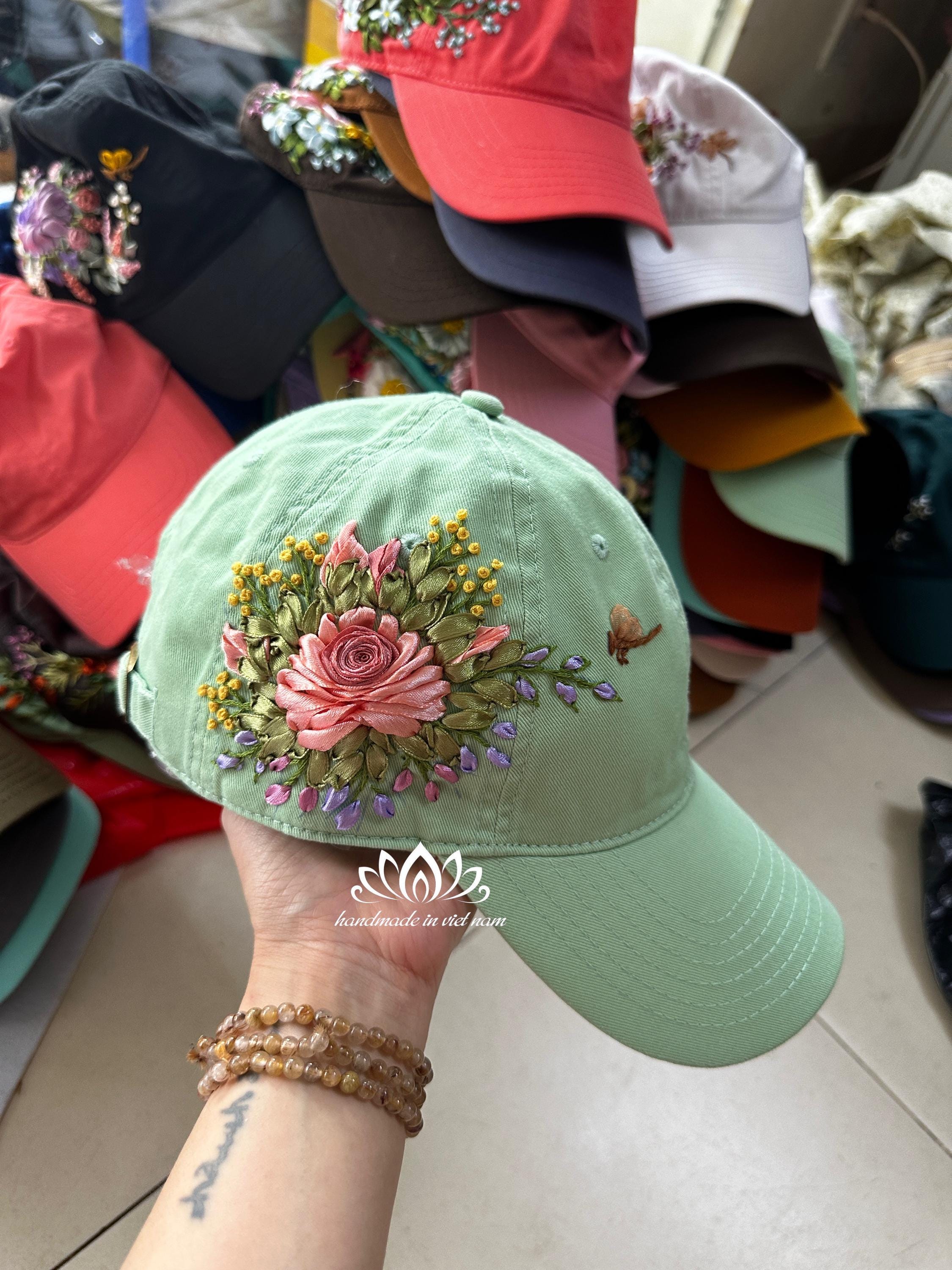 Mint Green Floral Embroidered Women\'s Cap 9Twenty WMNS Floral Yankees Cap by New Era --> Shop Hats  main image 3