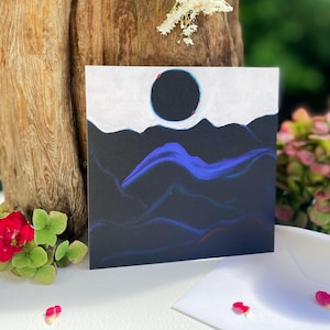 Biglietto d'auguri vuoto per l'eclissi solare totale con busta per appunti scritti a mano. Biglietto d'auguri artistico stazionario per tutte le occasioni. Biglietto orizzontale