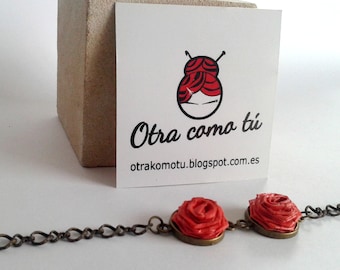 Pulsera rosas de papel