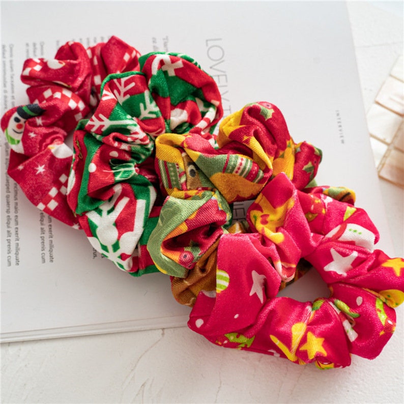 Santa Claus Scrunchie Pack Christmas gift Christmas Hair Scrunchies,snowman scrunchies,snowflake scrunchy,Classic Christmas Scrunchies