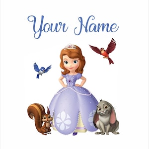 Peut inclure: Image de dessin animé d'une princesse en robe lavande et diadème, entourée d'un écureuil, d'un lapin et d'oiseaux. Le texte "Your Name" est écrit au-dessus de la princesse en bleu.