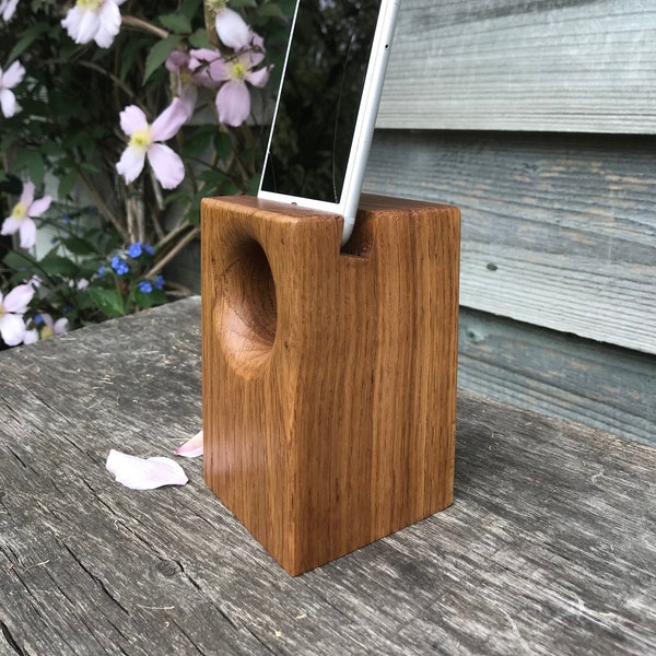 Bespoke Solid Welsh Oak Wooden Smartphone Stand Holder And Passive Amplifier Acoustic Speaker