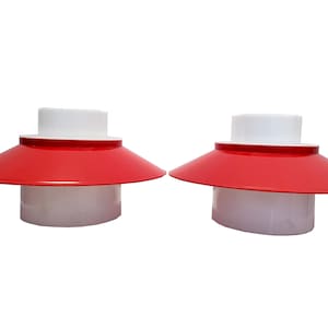 Bent Karlby - &quot;Dinette&quot; Pair of pendant lamps, red and white - A classic Danish designed lamp by Bent Karlby for Lyfa in the 70&#39;s