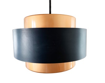 Diseño de Jo Hammerborg - Lámpara escandinava de mediados de siglo - Producido por Fog & Mørup - Colgante de cobre