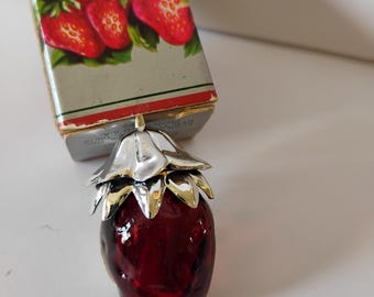 Avon STRAWBERRY FAIR, Mint in Box, Discontinued, Vintage 1970s