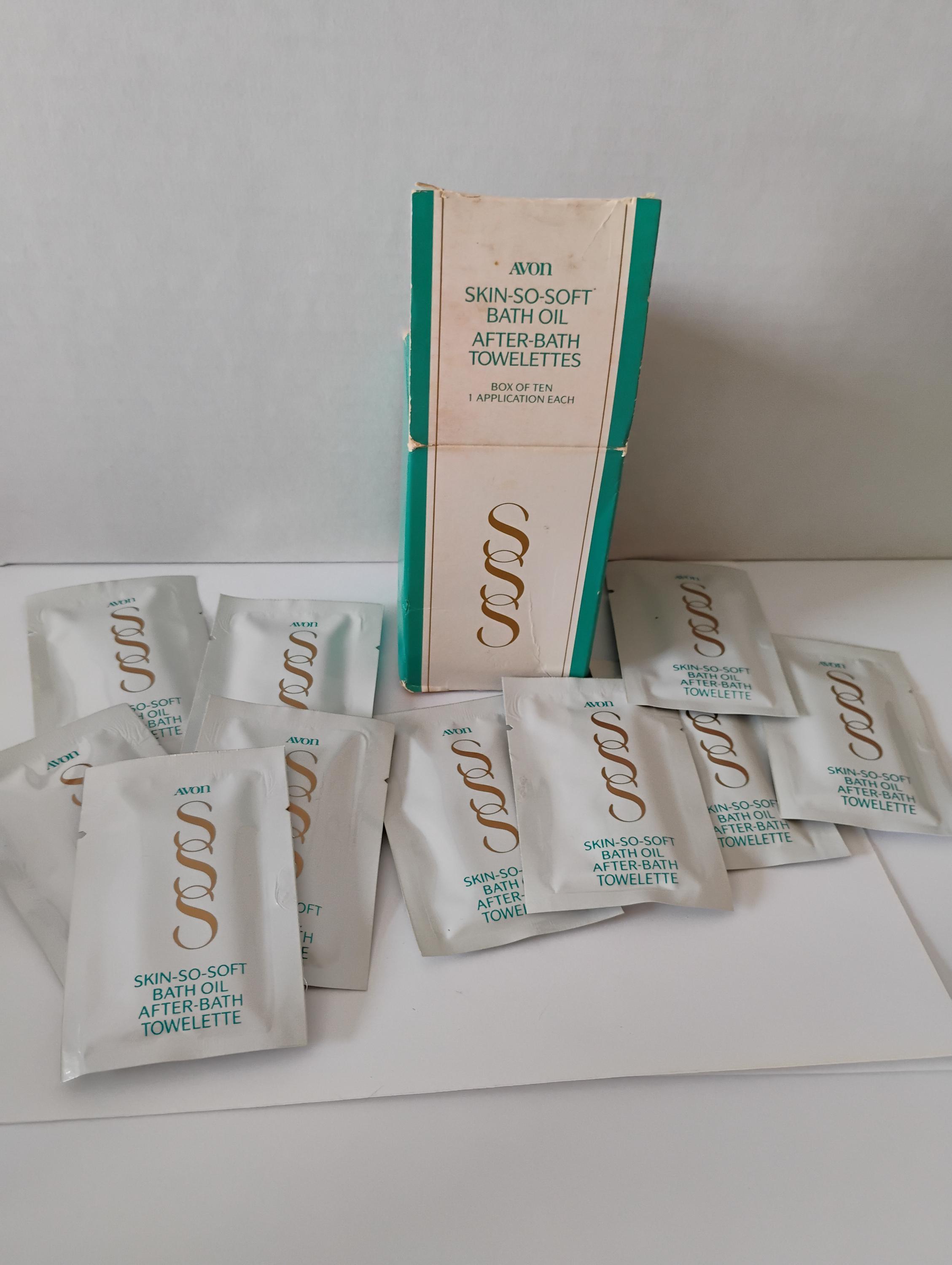 Avon Skin So Soft Bath Oil Towelettes, Original Woodland Fresh, Box of 10, SEALED In Box, Vintage 1989, NOS