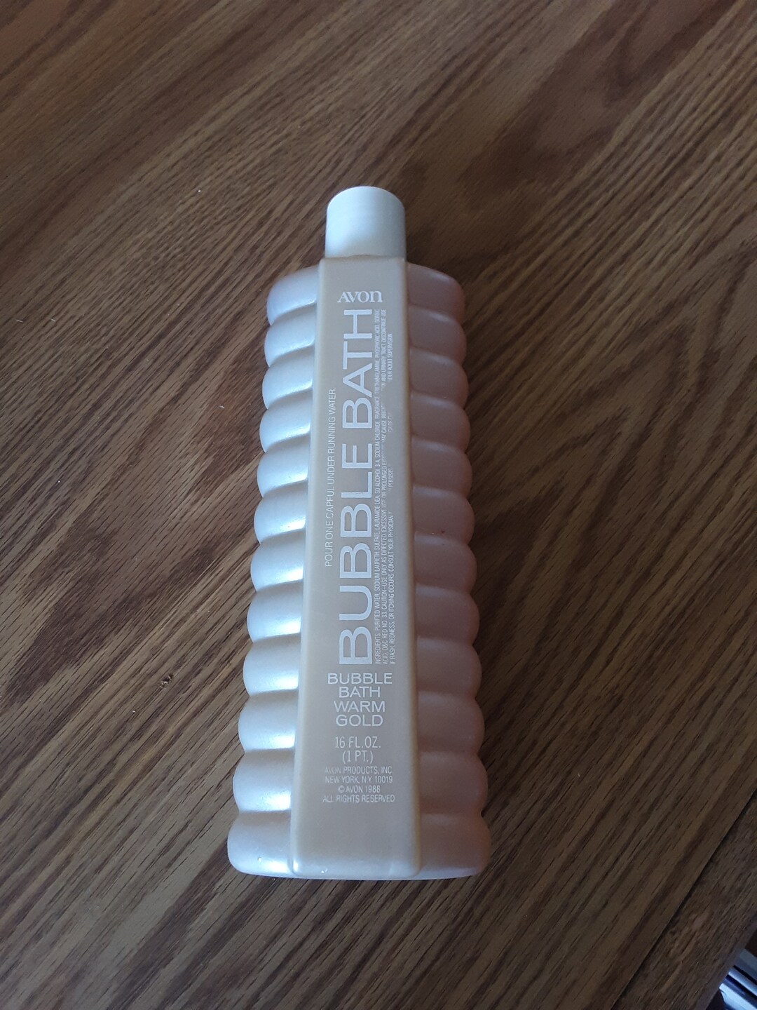 Avon 1988 WARM GOLD Bubble Bath 16 Fl. Oz. FULL, Never Used