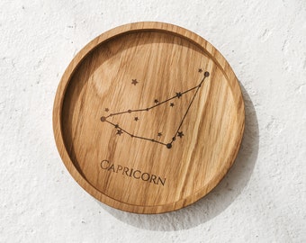 Steinbock Sternzeichen Constellation Tablett, handgefertigtes rundes Holzdesign aus Eiche, perfekt zum Servieren oder Wohndekor, Geschenk für Astrologie-Liebhaber