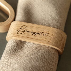 Personalized Oak Napkin Ring, Engraved Rustic Table Decor, Custom Wedding Place Setting