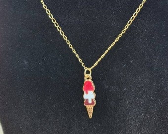 Ice cream kids necklace, gift for kids, Gold stainless steel chain, birthday gift for kids, Fun gift for kids, Summer gift for kids