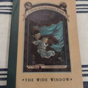 A Series of Unfortunate Events #3 The Wide Window by Lemony Snicket Paperback 2001