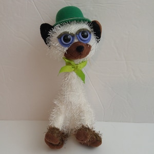Vintage Carlton Cards Twisted Whiskers Siamese  White Cat with Green Hat Blue Eyes Poseable Plush