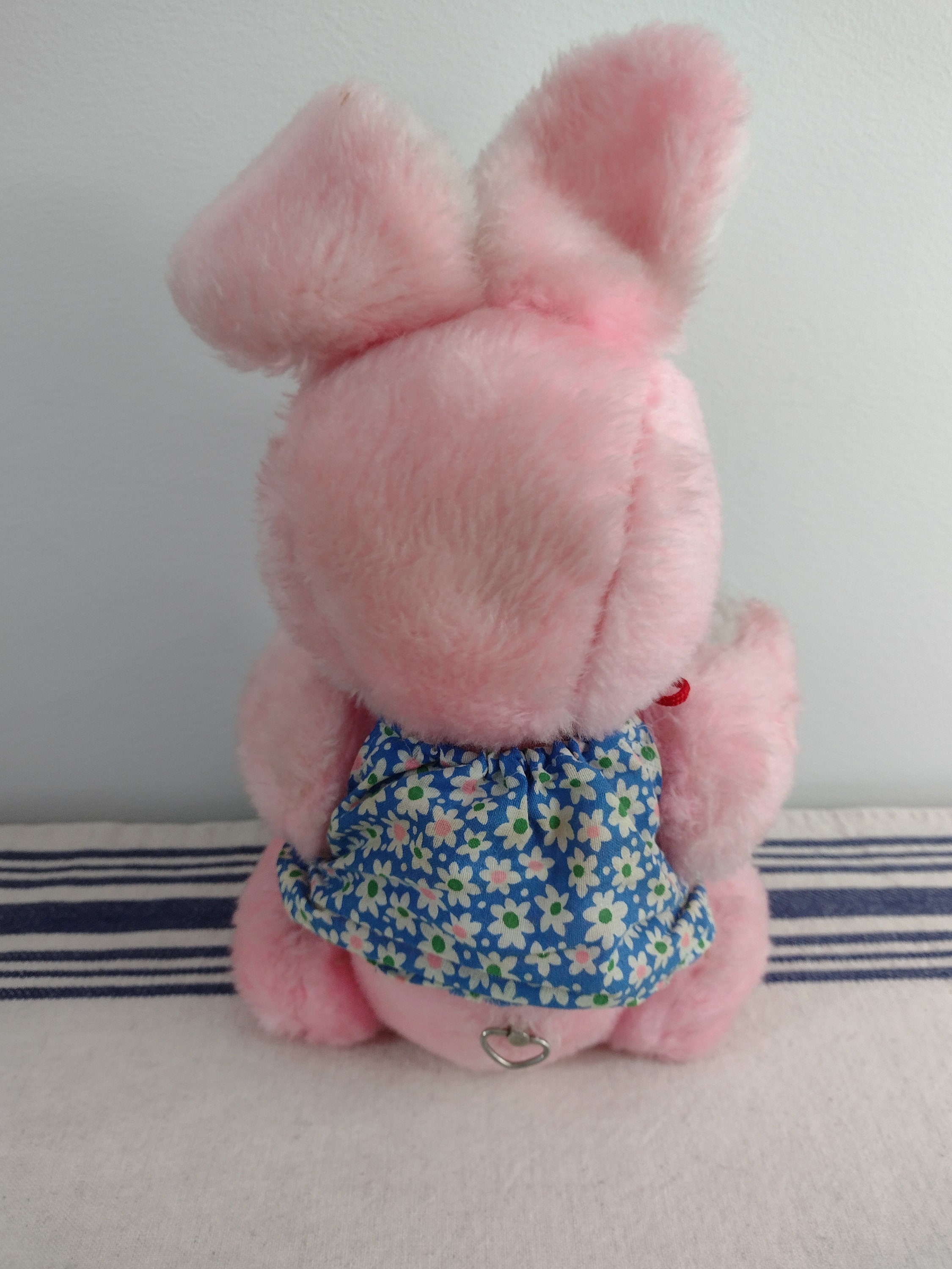 Musical Bunny Rabbit Vintage Musical Bunny Rabbit Pink Girl Plays thank Heaven for Little ...
