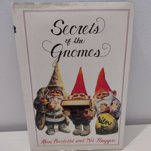 Secret of the Gnomes 1982 Hardcover Book English Translation Rien Poortvliet & Wil Huygen