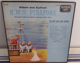 Gilbert and Sullivan H.M.S. Pinafore LPs Box Set 2 Records T-he D'Oyly Carte Opera Company  Made in England