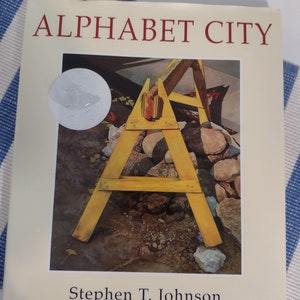 Alphabet City by Stephen T. Johnson 1995 Hardcover with Dustjacket Letters in the City