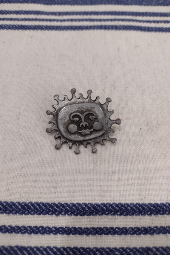 Vintage Metzke Pewter Smiling Face Sun Pin 1970s