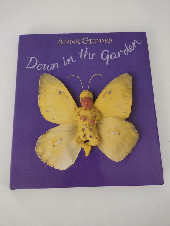Down in the Garden Anne Geddes 1996 Oversized Hardcover Baby