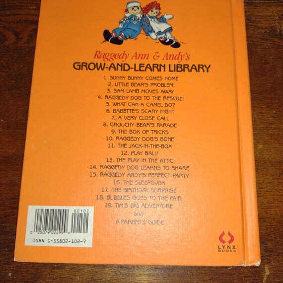 1988 Raggedy Ann & Andy's Grow-and-learn Library Volume 2 Little