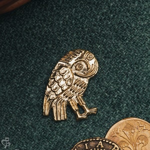 Owl Medieval badge replica. Pilgrim pin for a hat or a cloak, for Renaissance costume 14th-15th centuries. image 1