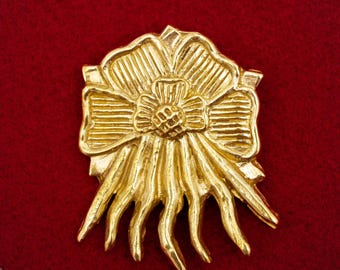 Rose and Sun badge replica. Medieval Yorkist Pilgrim Pin for Hat or Cloak, Perfect for 15th Century Renaissance Costumes.
