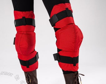 Knee pads for Buhurt International soft. Light and soft knee protector for sword fighting and contact sports.