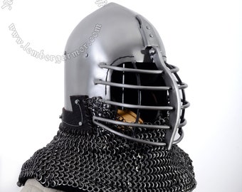 Casco de costillas de lobo para combate de acero de contacto completo Buhurt. Recreación histórica de los siglos XIV y XV.