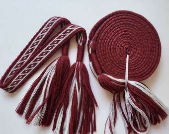 Tablet woven wool belt. Inspired by Oseberg find Norway, 9th. Viking reenactment. Used 9 tablet cards. Burgundy and white.