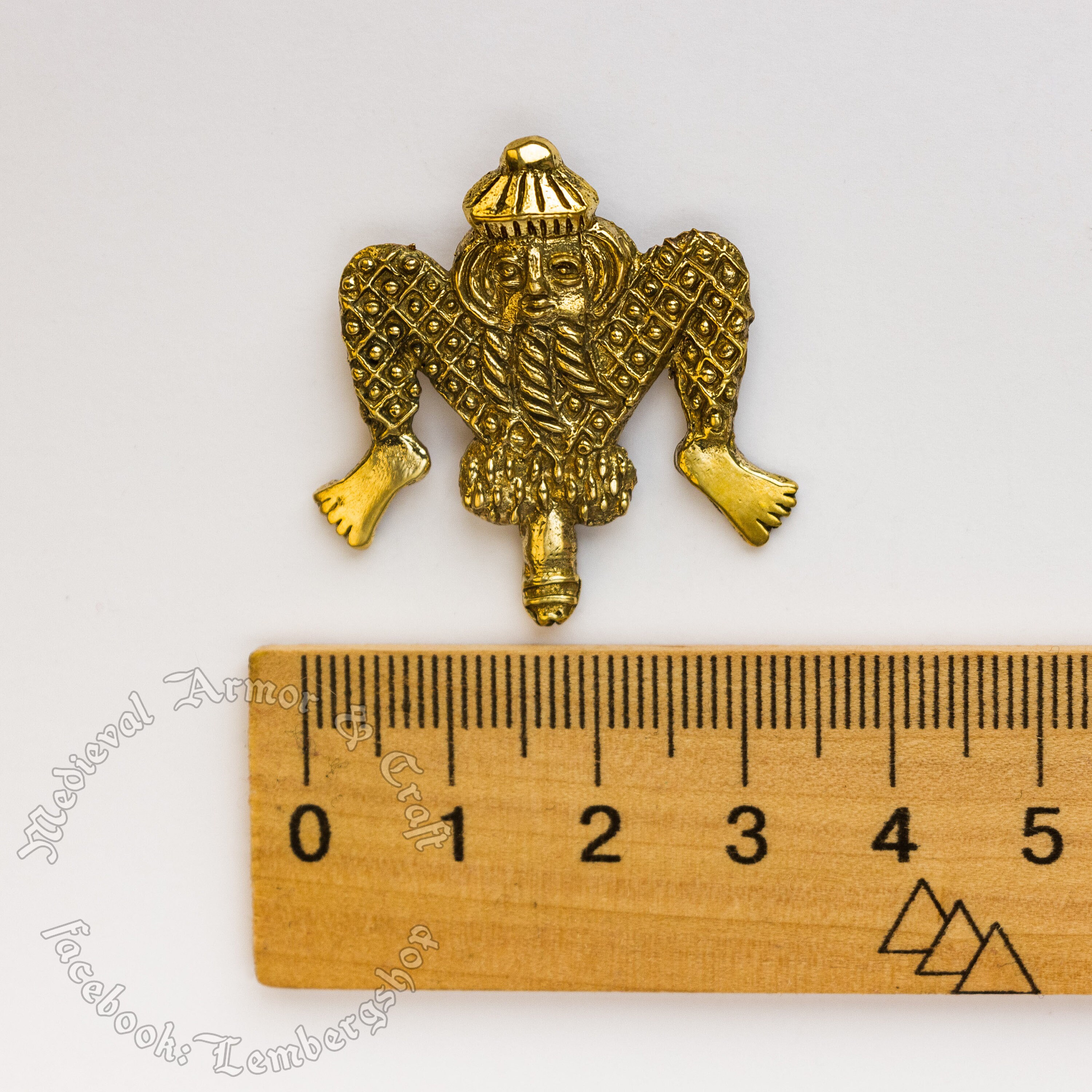 shameless-secular-pin-the-man-with-a-big-penis-medieval-pilgrim-badge