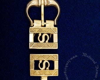 S-shaped Medieval casting belt set replica, late 15th century, England. Suitable for a strap width of 30 mm.