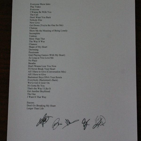 Backstreet Boys signed reprint setlist from 2019 DNA World Tour