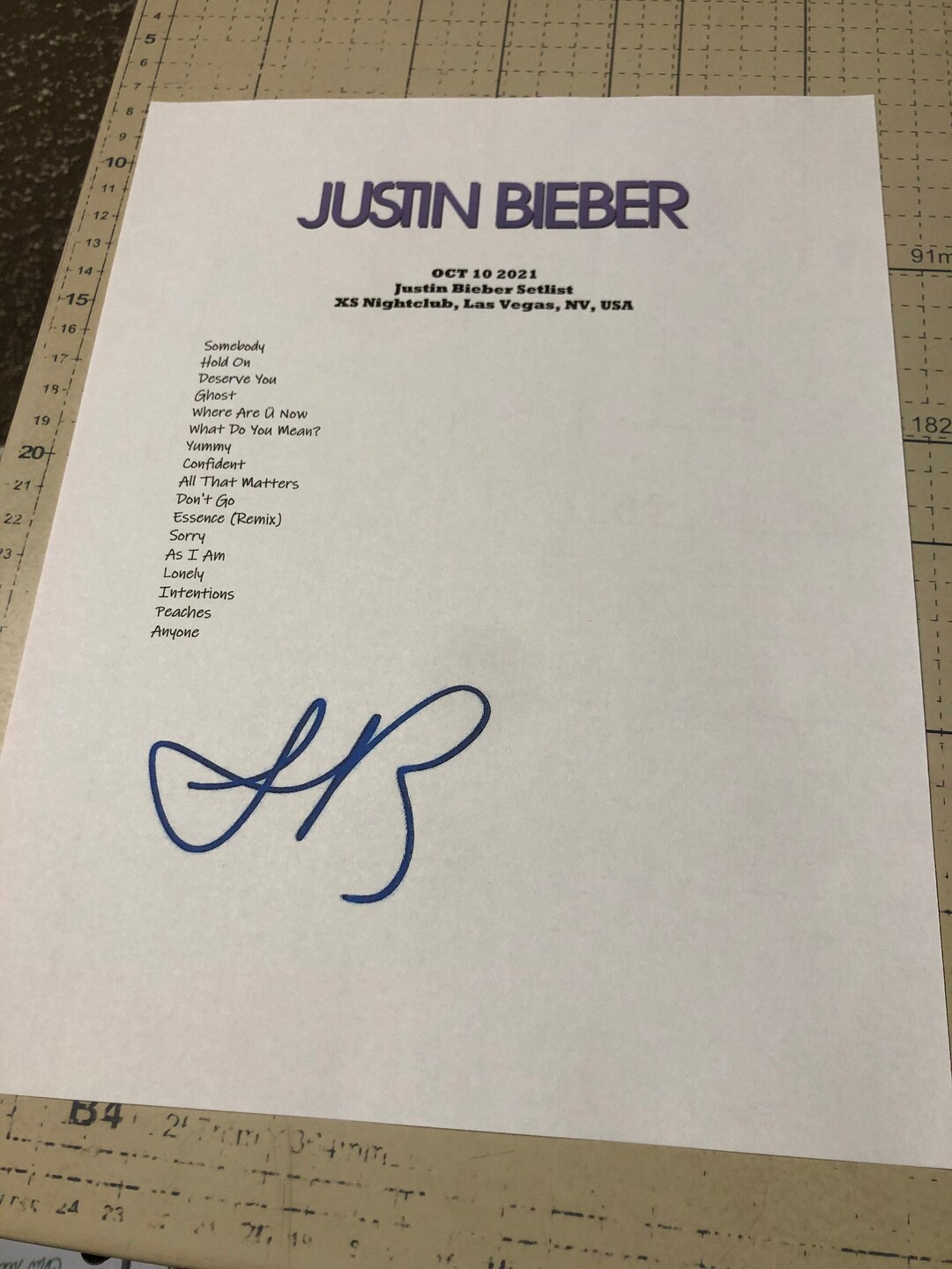 justin bieber サイン入り写真 Justin Bieber Rare Authentic Hand Signed Autographed Tour Photo