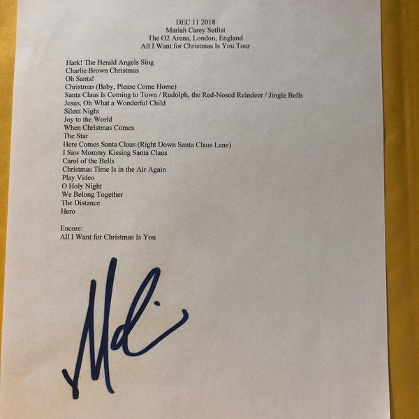 Mariah Carey setlist London 2018 autographed reprint All I want for Christmas
