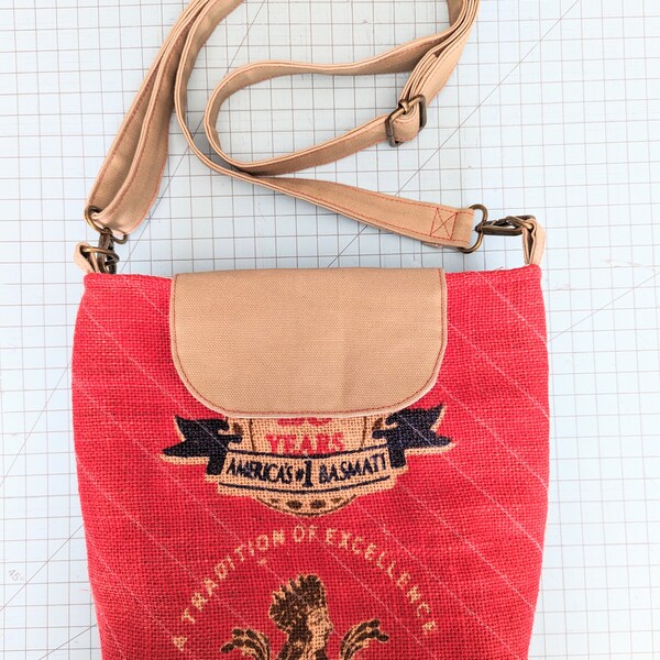 Upcycled Red Basmati Rice Burlap Crossbody Bag, Casual Purse Made of Recycled Fabric, Cute Unisex Crossbody Bag, Great Gift Idea!