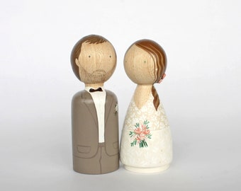 Personalized wooden dolls cake topper, groom and bide dolls , wedding figures, personalized peg doll portrait, unique couple wedding gift.