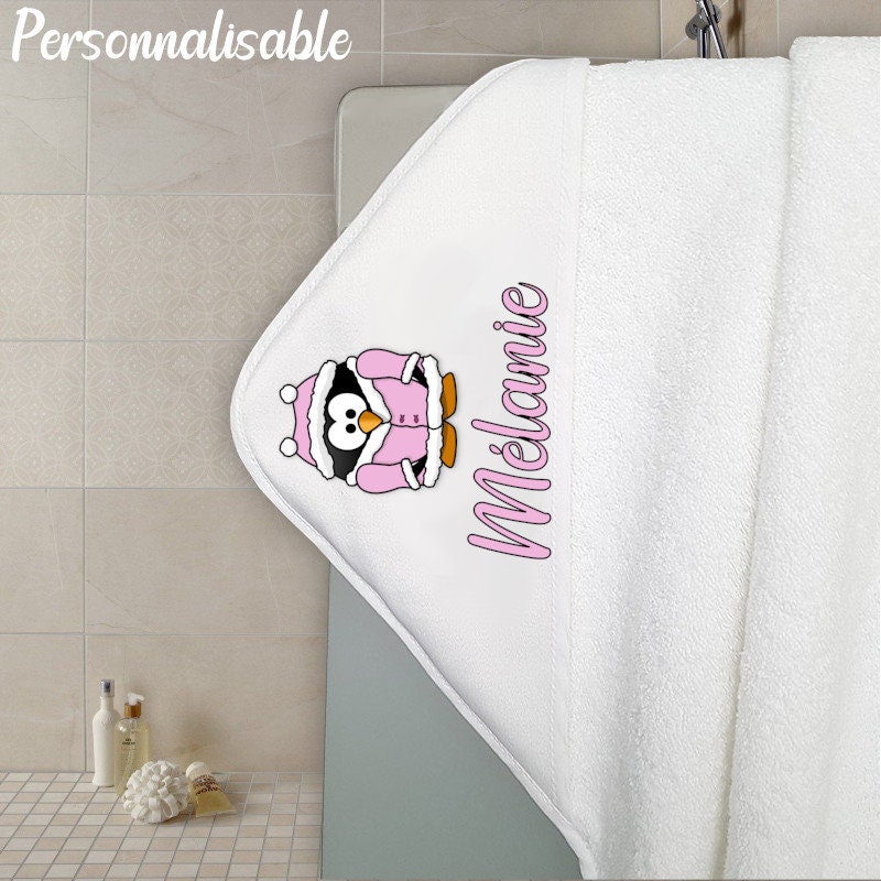 Cape de Bain en Éponge Personnalisable avec Prénom Modèle Pingouin Rose