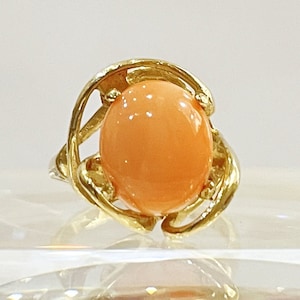 Genuine Natural Hawaiian Pink Oval Cabochon Coral 14k Yellow Gold Ring